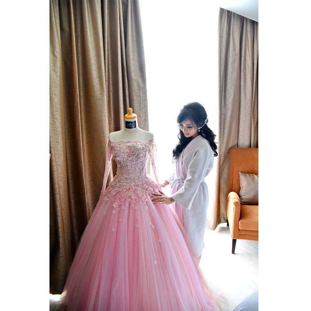 indonesian wedding dress designer Indonesian Canadian Wedding Inspiration in Calgary's Brownstone